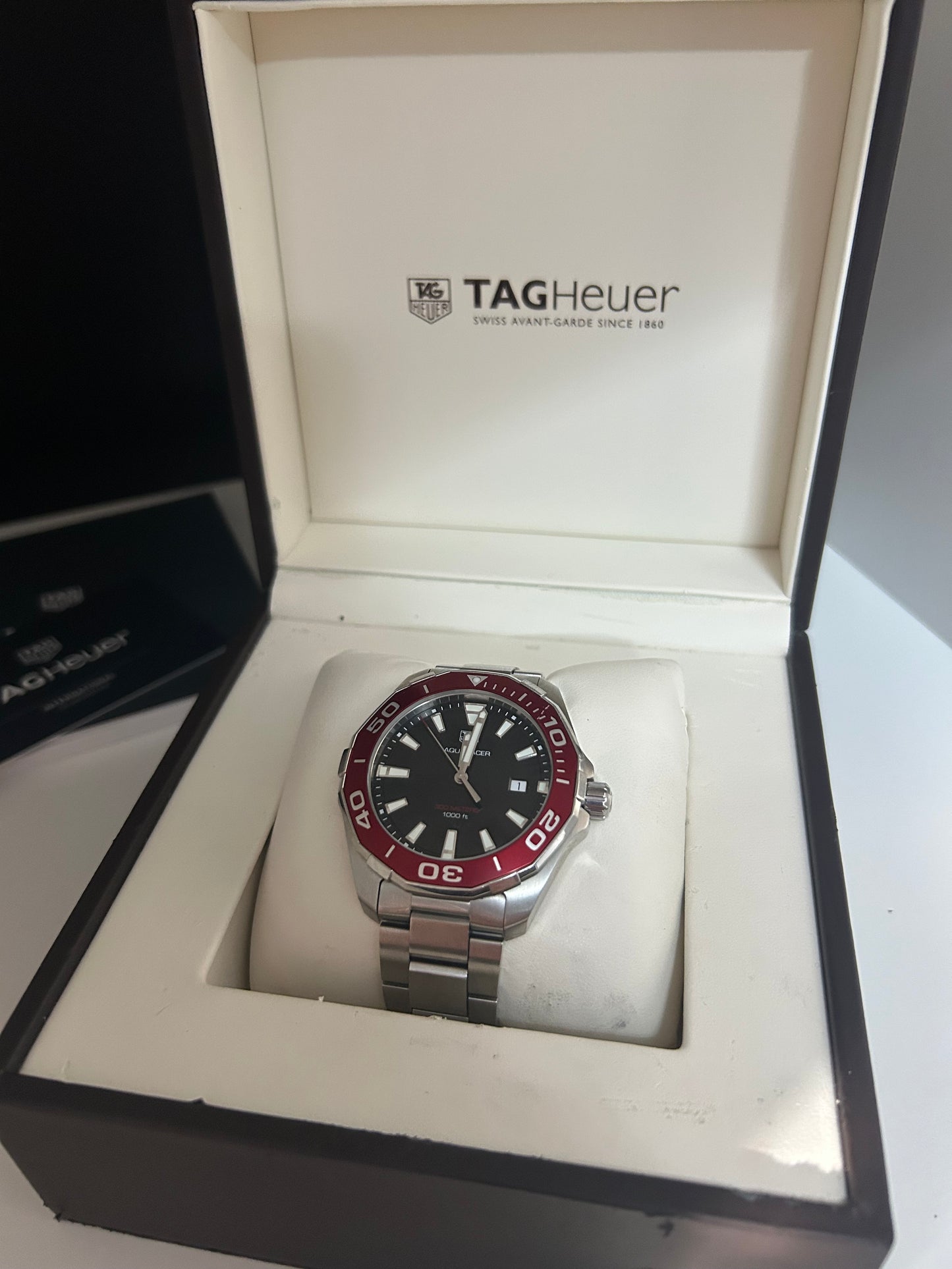 Tag Heuer Aquaracer Rare red bezel - WAY101B