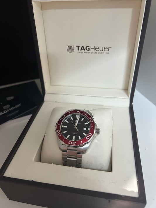 Tag Heuer Aquaracer Rare red bezel - WAY101B