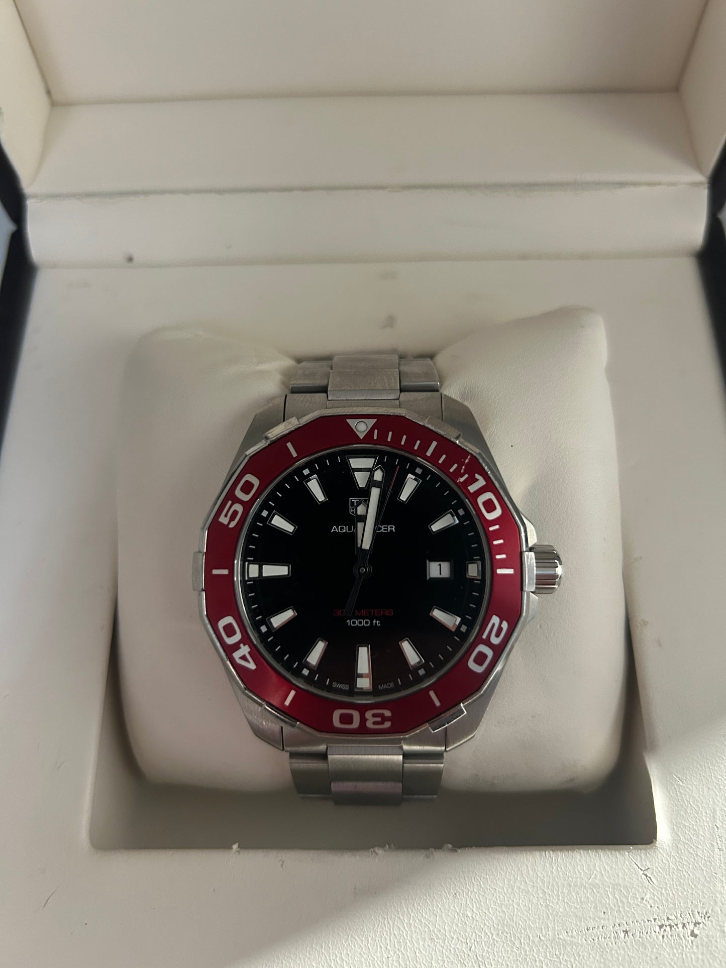 Tag Heuer Aquaracer Rare red bezel - WAY101B