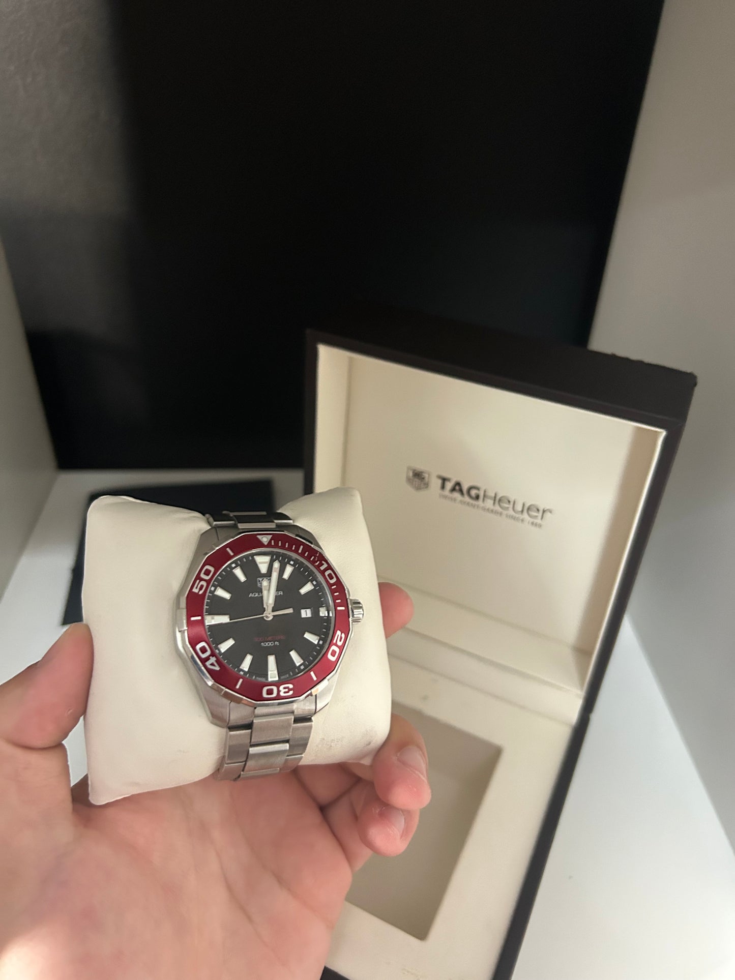 Tag Heuer Aquaracer Rare red bezel - WAY101B